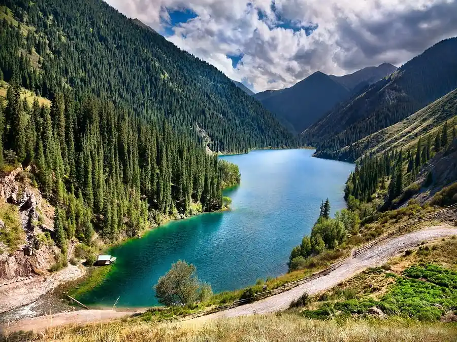 Almaty Spring Holiday Travel Program