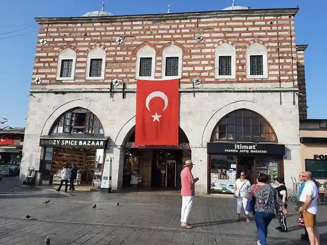 أشهر مراكز التسوق في مدينة اسطنبول