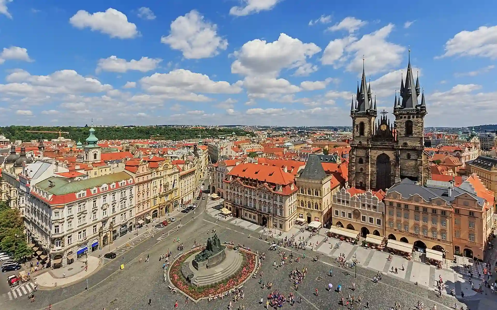 Prague Spring Holiday Travel Program