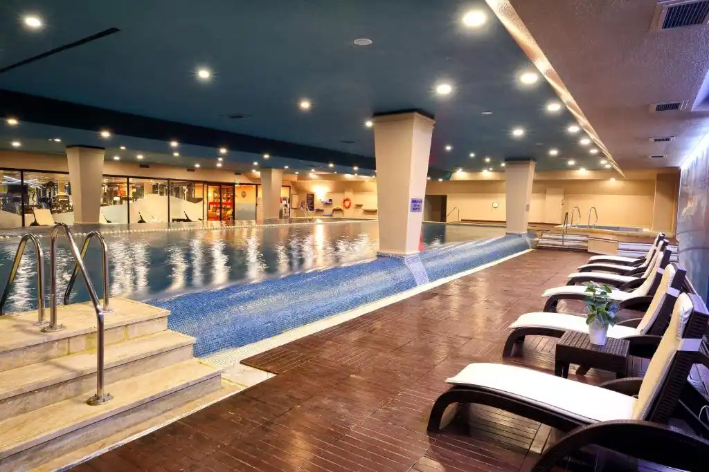 Dedeman Hotel Istanbul