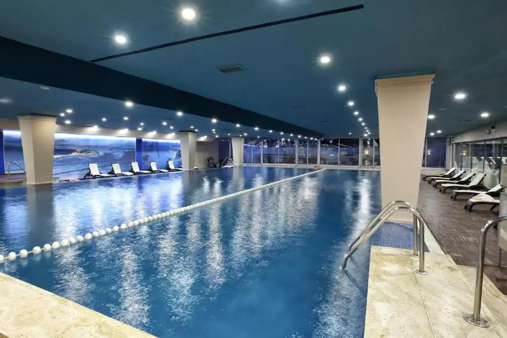 Dedeman Hotel Istanbul