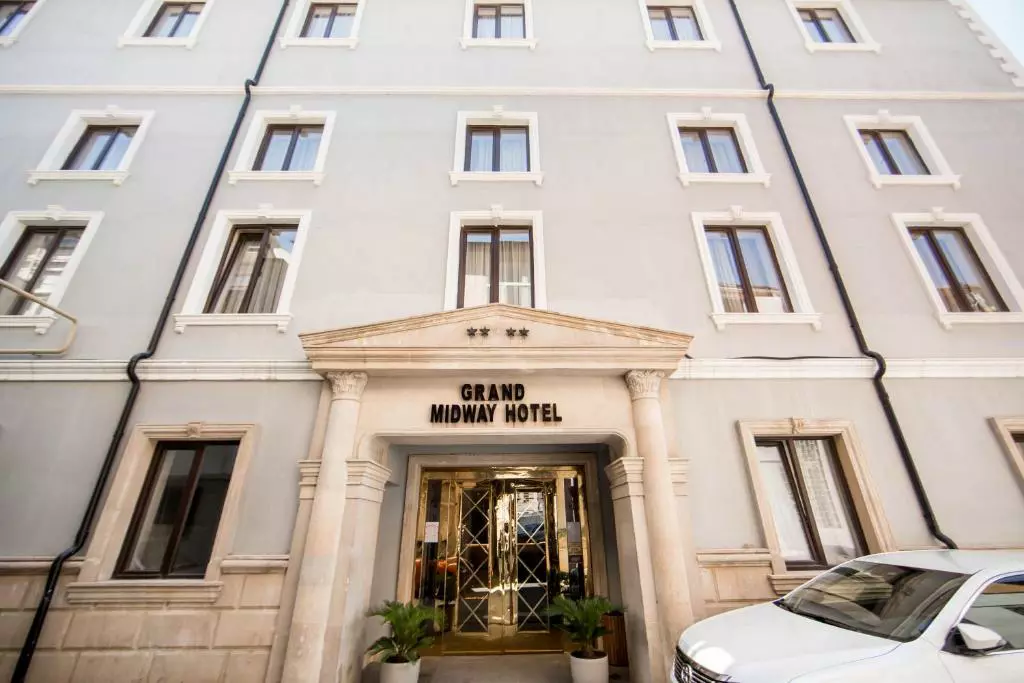 BAKU MIDWAY HOTEL