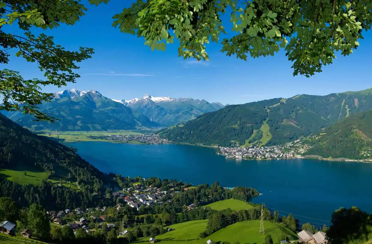 A Tourist Program To  Austria: 6 Days, 5 Nights