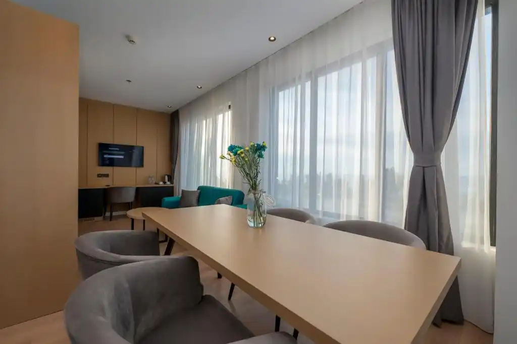 Grandeur Batumi Hotel
