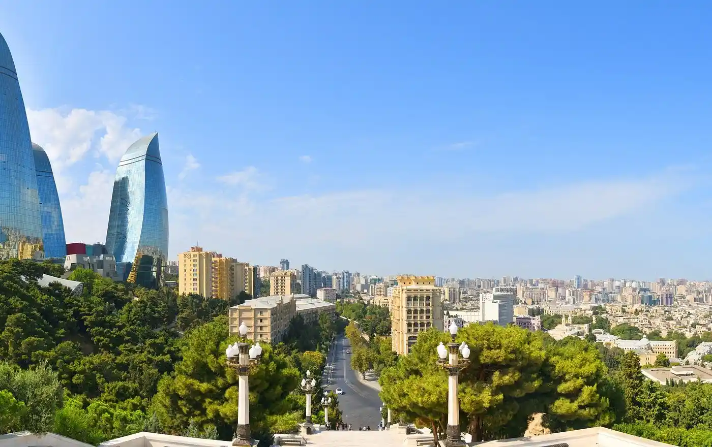 برنامج سياحي الى أذربيجان في الصيف