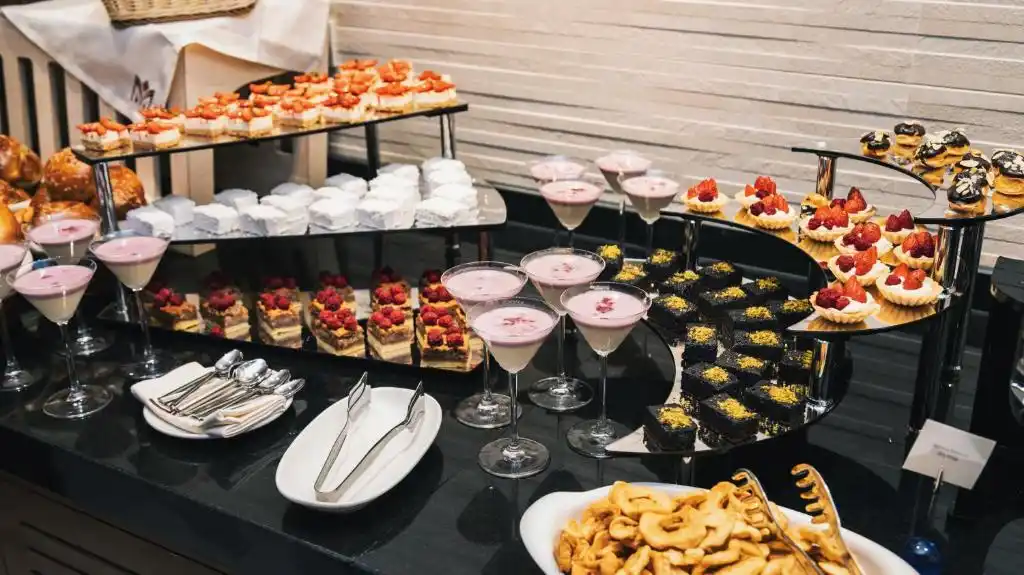 Midtown Baku Hotel