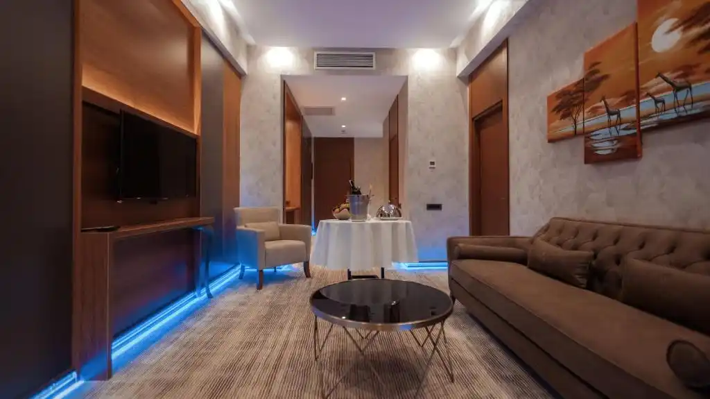 Midtown Baku Hotel
