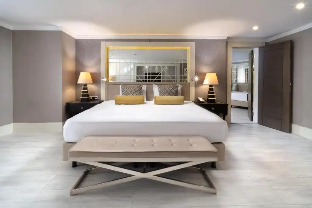 غرفة عائلية