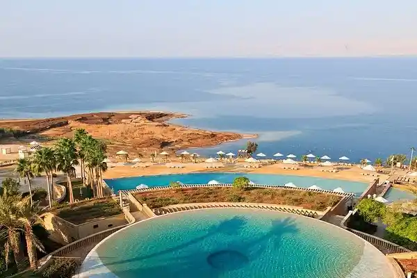 برنامج سياحي الى ألماتي في إجازة الربيع