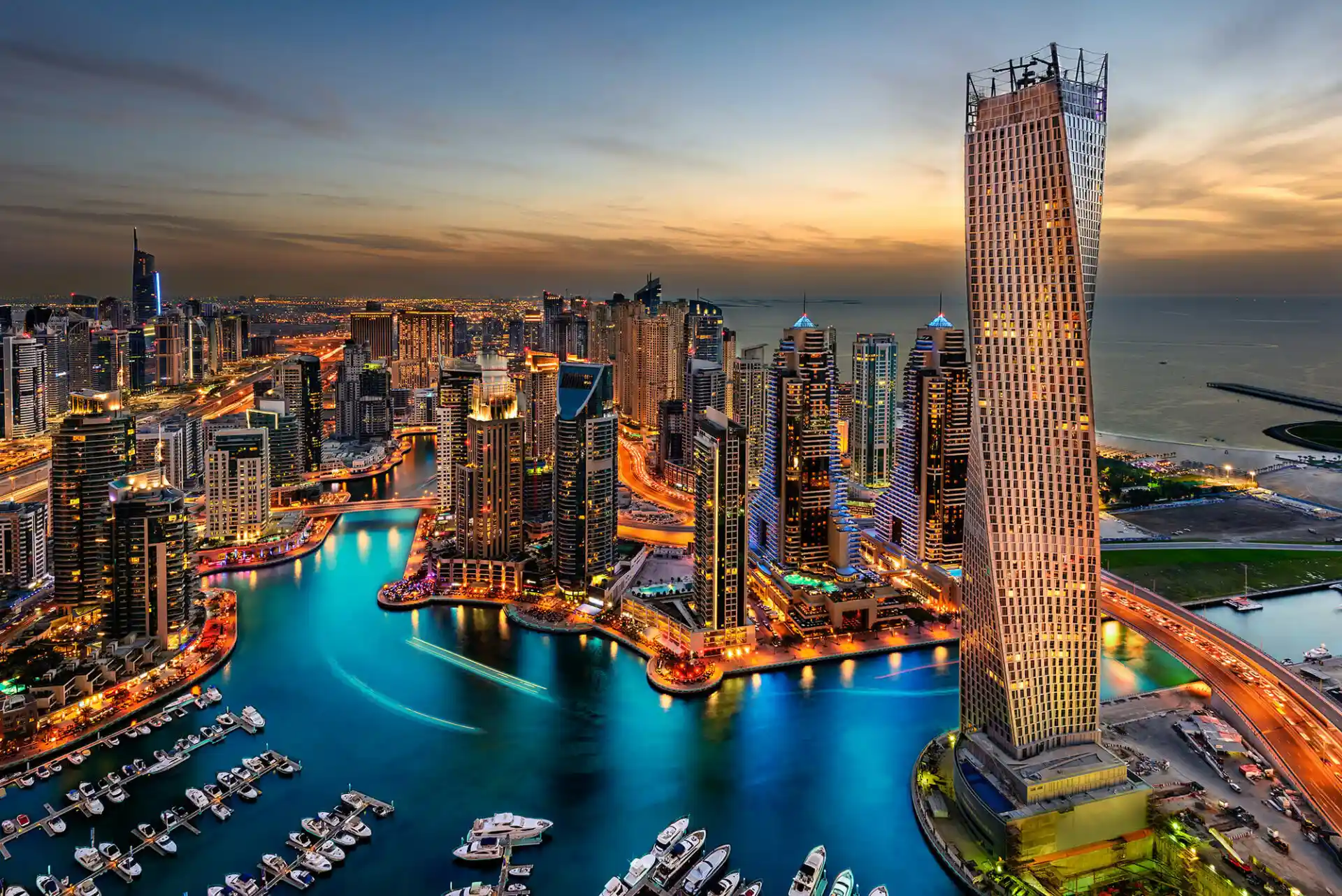 A Tour Package to Dubai: 8 Days, 7 Nights