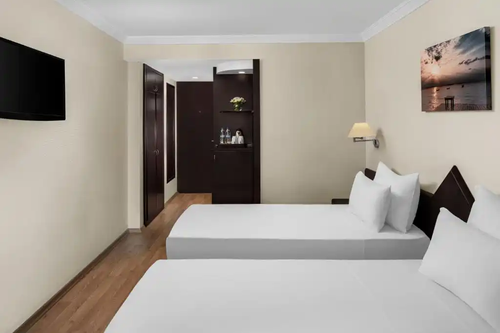 Dedeman Hotel Istanbul