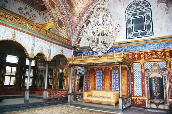 Sultan Ahmed Tour