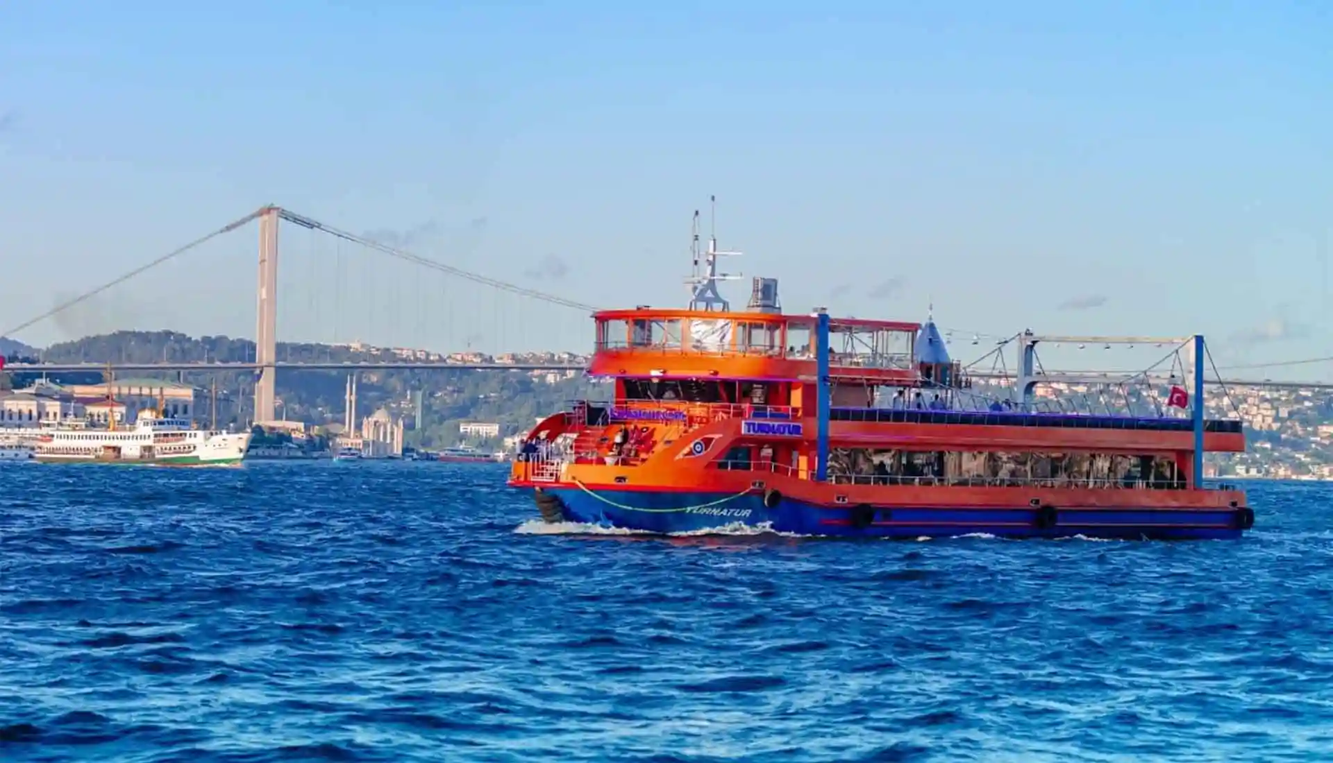 جولة بحرية في اسطنبول