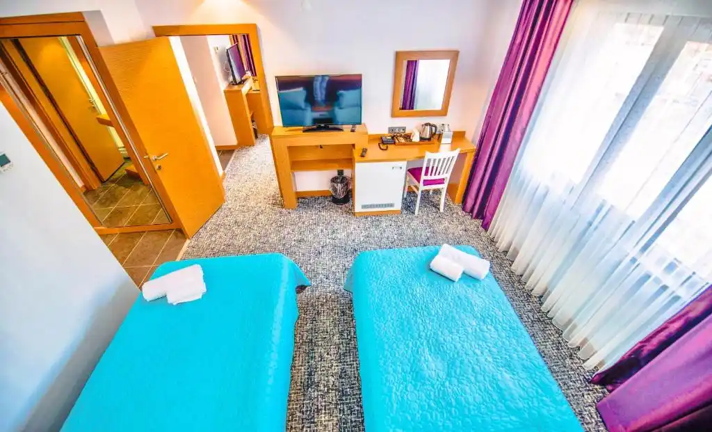 Golden Inn Uzungol Hotel