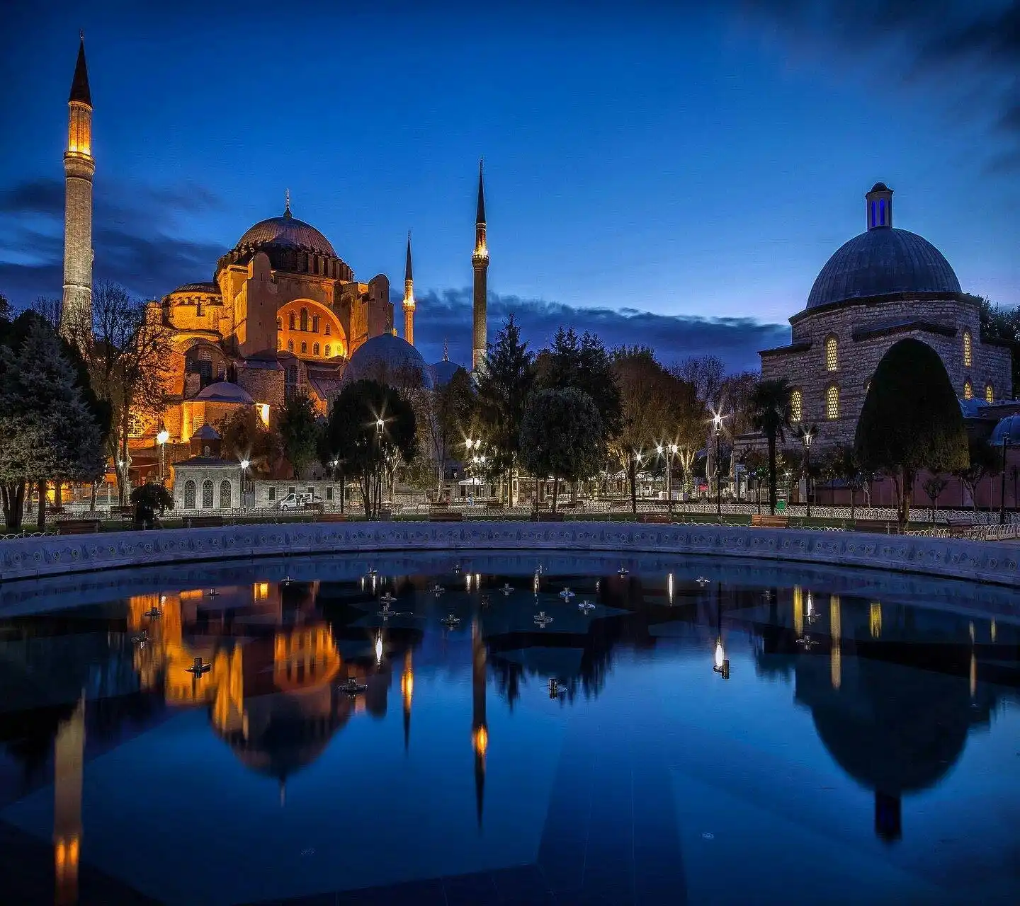 A Tourist Program To Istanbul For 10 Days And 9 Nights