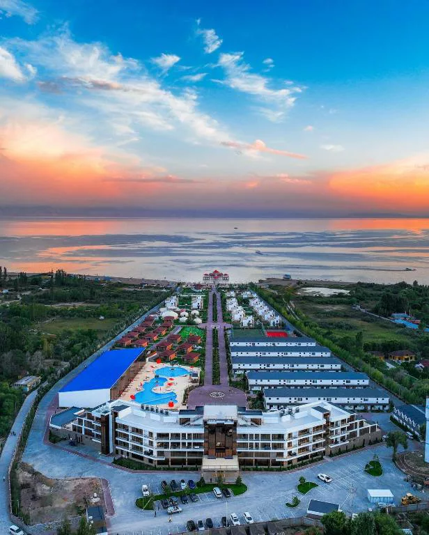 Baytur Resorts & Spa