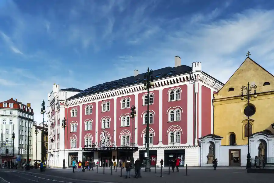 مركز بالاديوم في التشيك