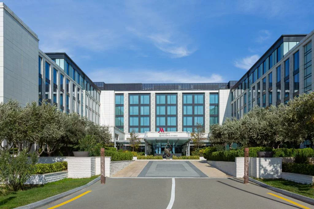 Boulevard Baku Autograph Hotel
