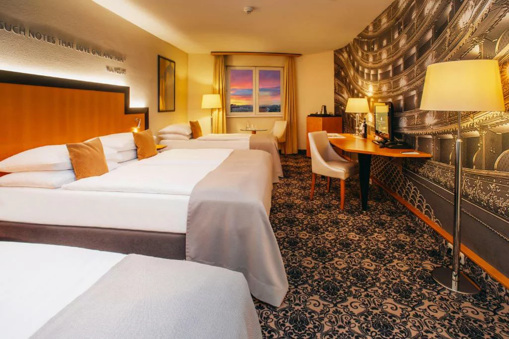 غرفة عائلية